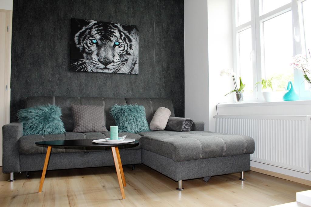 Apartman Doma Jicin Luaran gambar